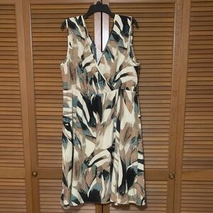 Brown Abstract Sleeveless V Neck Dress 4X